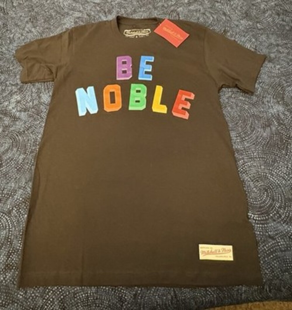 Mitchell & Ness Nostalgia Co. Men's S Black Be Noble Graphic Tee Crew Neck